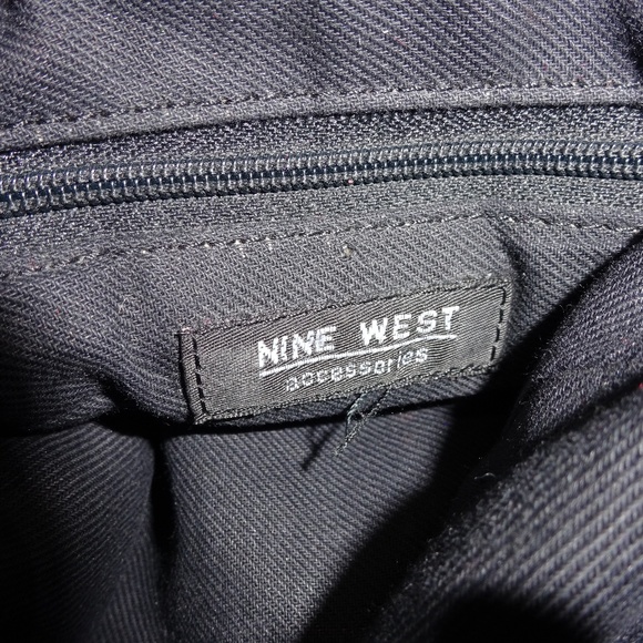 Nine West Womens Handbag Black Shoulder Leather - Picture 7 of 8